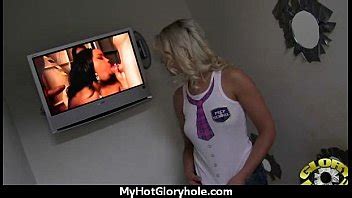Calda Coppia Che Fa Sesso Orale In Gloryhole Interrazziale 8 XVIDEOS