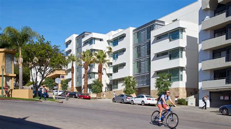 UCLA Glenrock Apartments Student Housing - Los Angeles, CA