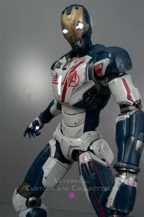 Hot Toys Avengers Age Of Ultron Mms Iron Legion Ultron Ver
