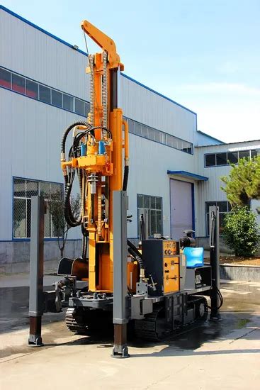 M Crawler Type Deep Hole Water Well Drilling Rig For Water Well