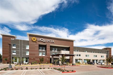 La Quinta Inn & Suites by Wyndham Yucaipa | Yucaipa, CA Hotels