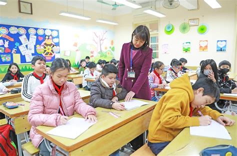 Top trường THCS hot Hà Nội tuyển sinh lớp Phụ huynh cần biết