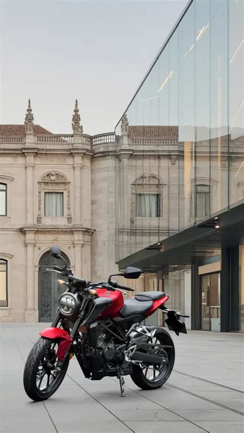 Honda CB R Naked Allrounder Naked Bike für Straße