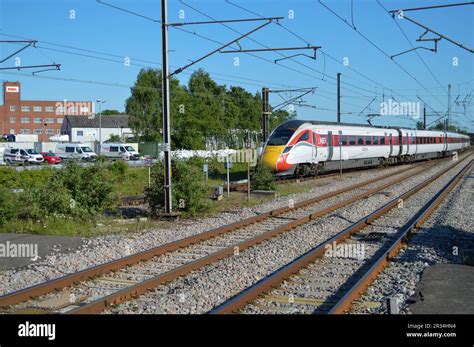 Train passing through Newark Northgate Railway Station Stock Photo - Alamy