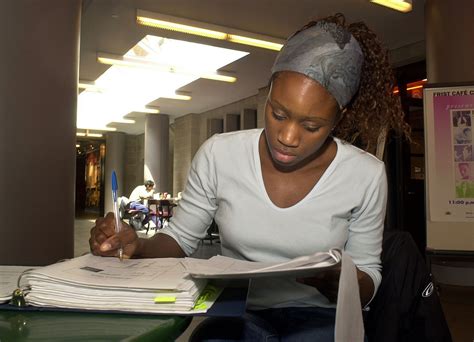 Black Women Graduate With Most Us Student Loan Debt Study Says