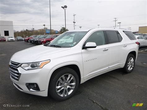 2018 Iridescent Pearl Tricoat Chevrolet Traverse High Country Awd