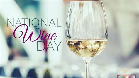 Happy National Wine Day Cheers🍷🍷🍷 Lowcountryladies