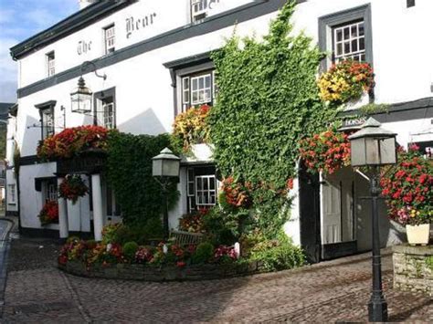 The Bear Hotel Guest House (Crickhowell) - Deals, Photos & Reviews