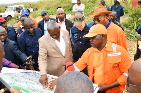 Visite Du Premier Ministre Anatole Collinet MAKOSSO Dans Le Pool Et La