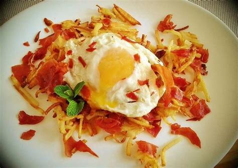 Huevos estrellados con virutas de jamón Receta de josevillalta- Cookpad