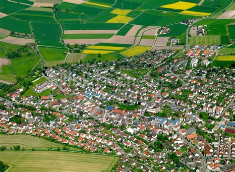 Erbach Aus Der Vogelperspektive Stadtrand Mit Landwirtschaftlichen