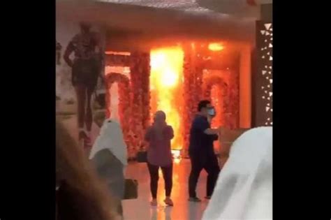 Detik Detik Kebakaran Trans Studio Mall Makassar Dan Pengunjung