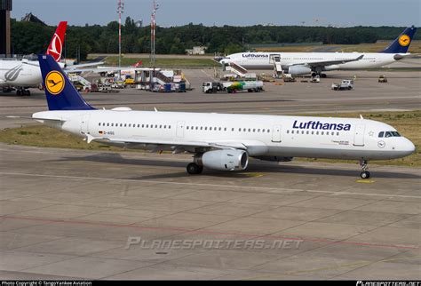 D AISG Lufthansa Airbus A321 231 Photo By TangoYankee Aviation ID