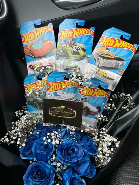 Ramo De Hot Wheels Sweet Memories Gdl Ramodehotwheels Hotwheels Ramodecarritos Regalos