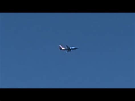 Southwest Boeing 737 7H4 Flyby Low On Approach AUS IND SWA1223