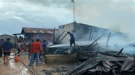 Kebakaran Di Karimun Hanguskan Tiga Unit Rumah Diduga Gegara