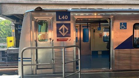 Linha 3 Vermelha do metrô tem falha e lota estações nesta terça