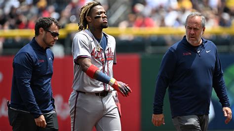 Ronald Acuña Jr de los Bravos se perderá el resto de la temporada por