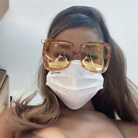 Ariana Grande Makes The Rare Move Of Sharing Bikini Photos Artofit