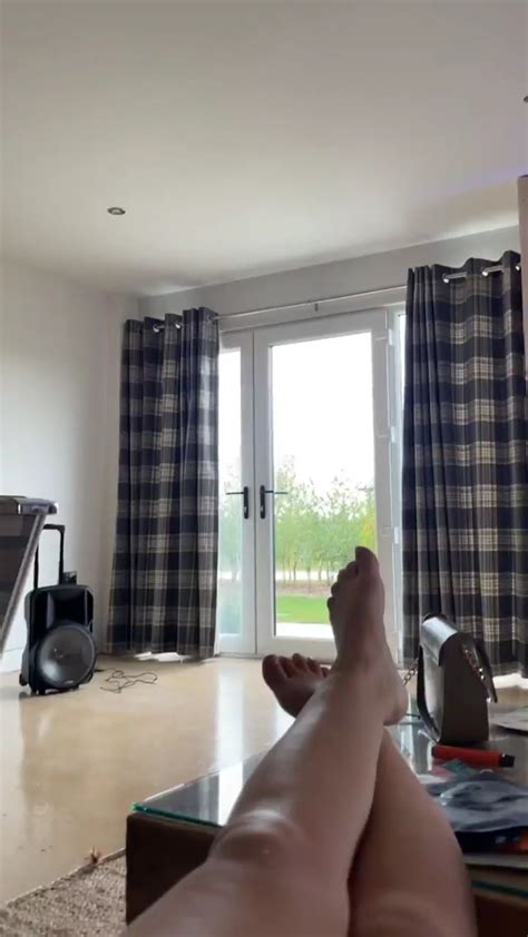 Georgia May Footes Feet