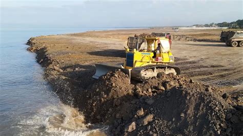 Incredible Extremely Mighty Komatsu Dozers And Big Dump Trucks Hard