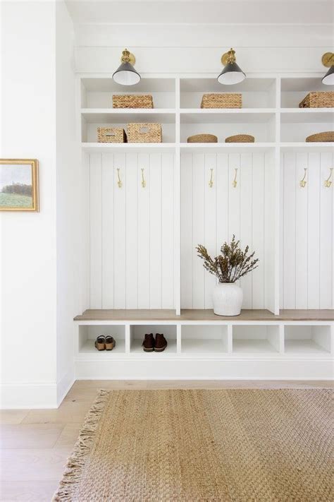 Neutral Mudroom Decor Ideas Lady Decluttered Mudroom Decor