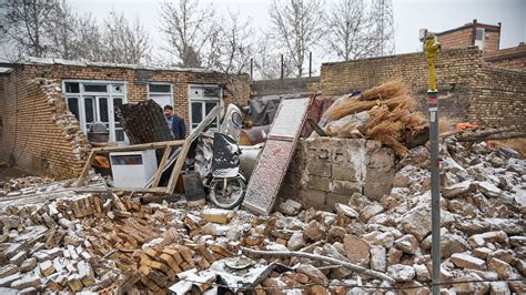 Tres Muertos Y 400 Heridos En Un Terremoto En Irán