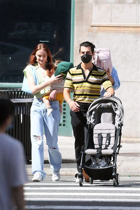 Sophie Turner Sexysophieturner Nude OnlyFans Leaks Fappening Page 4 FappeningBook