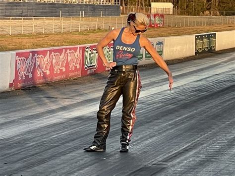 Angie Smith Striving for Top 2 NHRA Finish in 2023 – Drag Bike News