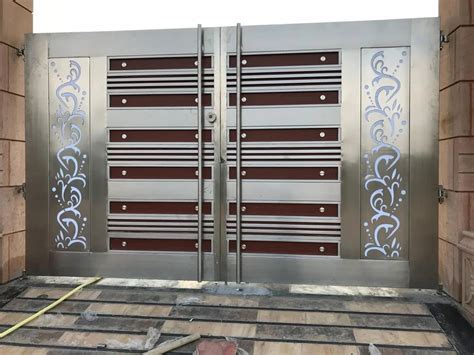 Stainless Steel Hinged Gates Height 8 Feet At ₹ 1350sq Ft In