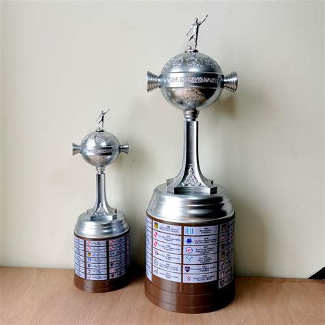 Archivo STL Copa Libertadores 👾・Modelo para descargar y imprimir en 3D