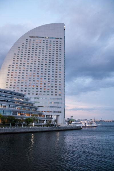 Yokohama Grand InterContinental Hotel - Yokohama | panoramic view, bay