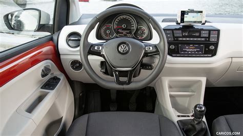 2017 Volkswagen Up! 4-Door - Interior, Cockpit | Caricos