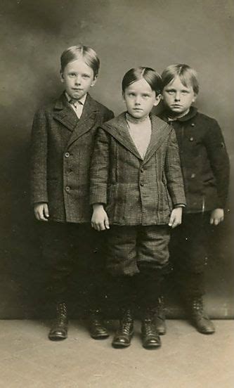 Pin By Antoinette On Vintage Boys Vintage Children Photos Vintage