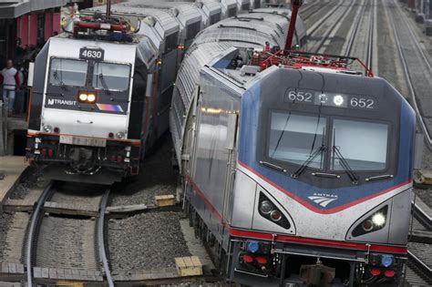 Feds Back Ambitious Plan To Speed Up Northeast Rail Service | WBUR News