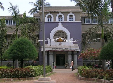 Bhavan's College, Mumbai, Maharashtra - Careerindia