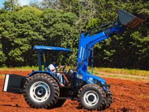 PA CARREGADEIRA NEW HOLLAND NEWAGRO PRIME Máquinas Agrícolas LTDA