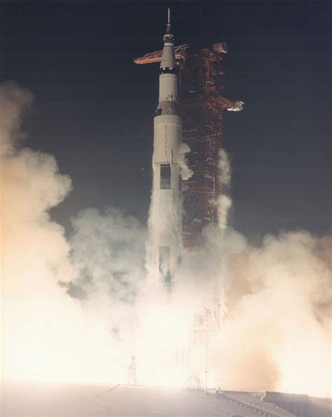 Lo Que Pasó en la Historia: December 19: The Apollo 17 mission ...