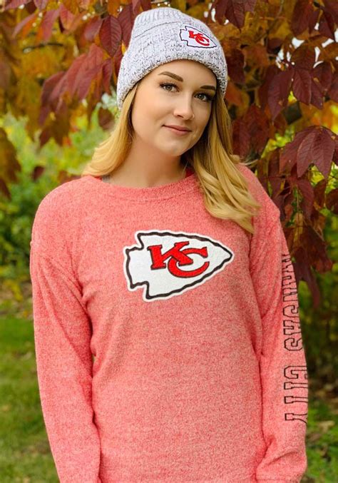 New Era Kansas City Chiefs Womens Red Cozy Crew Sweatshirt Lady In