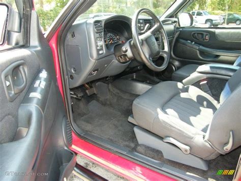 Graphite Interior 2003 Chevrolet S10 ZR2 Extended Cab 4x4 Photo ...