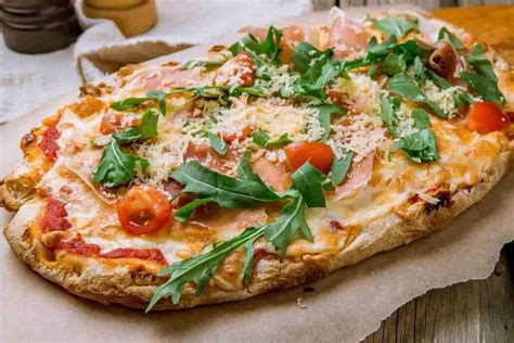 Pinsa VS. Pizza: What's the Differences?