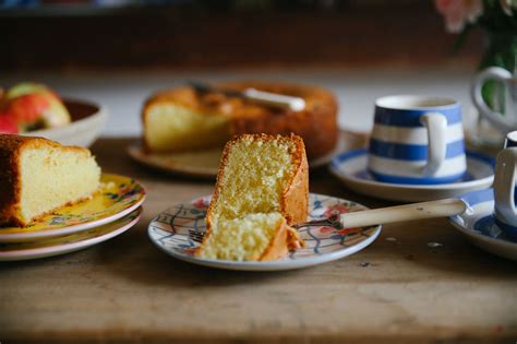 This Visitor Cake Will Come Together In 45 Minutes Always Works