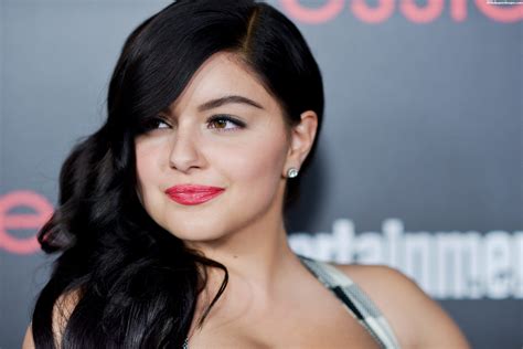 Ariel Winter Wallpaper Hd 10023 Baltana