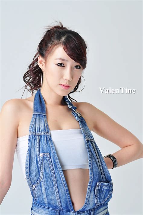 Lee Sung Hwa In Halter Shortalls Asia Cantik Blog