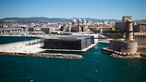 Marseille l esplanade du J4 devant le Mucem renommée au nom de Gisèle