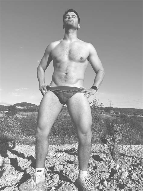 Conecting with myself and nature : r/ArtGW