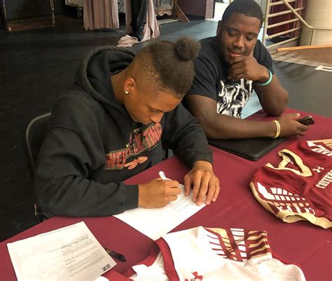 Northview Footballs Mekhi White Signs With Omega Prep