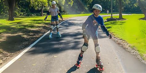 Skating Fun: How to Pick the Ideal Roller Skates for Kids