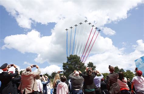 D Day 75th Anniversary See Moving Tribute As Planes Fly Over Normandy