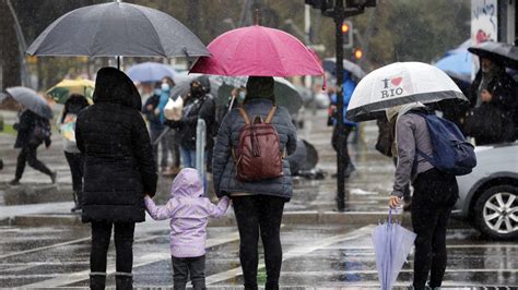 Lluvias Autoridades Anuncian Cierre De Rutas En Dos Comunas De La Región Metropolitana